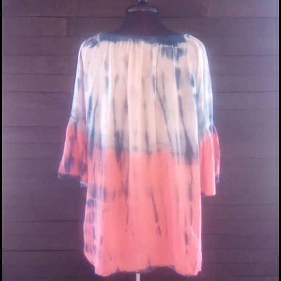 Ace Fashion Dress - Picture 6 of 6